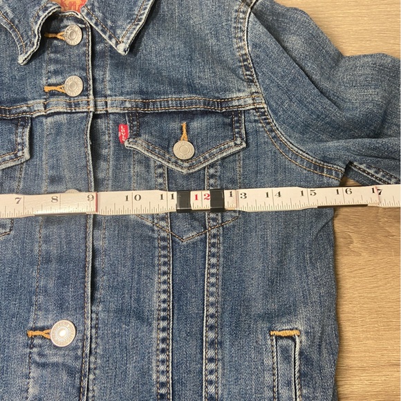 Levi Strauss Denim Jacket Women’s XS Blue Jean Trucker Button Up Long Sleeve - Picture 14 of 16